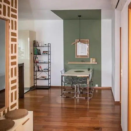 Boho Stylish Ap - Private Garage Apartament *